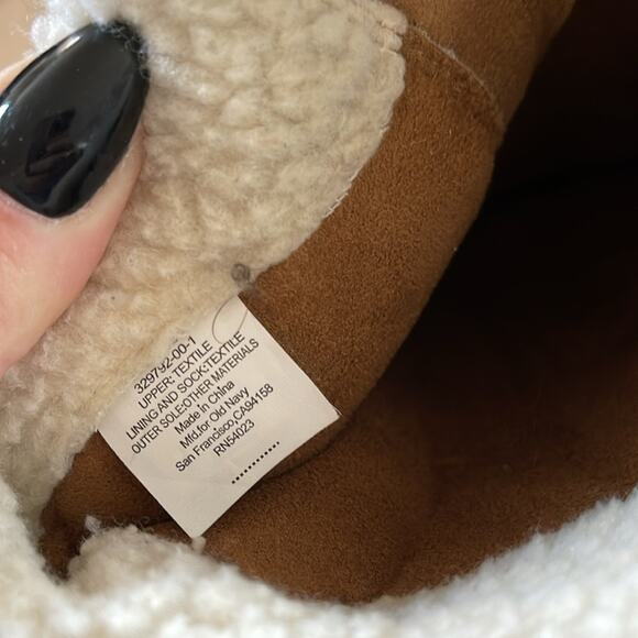 OLD NAVY Tan and Cream Faux Suede Sherpa Knee High Wedge Boots Size 7 - Picture 9 of 11